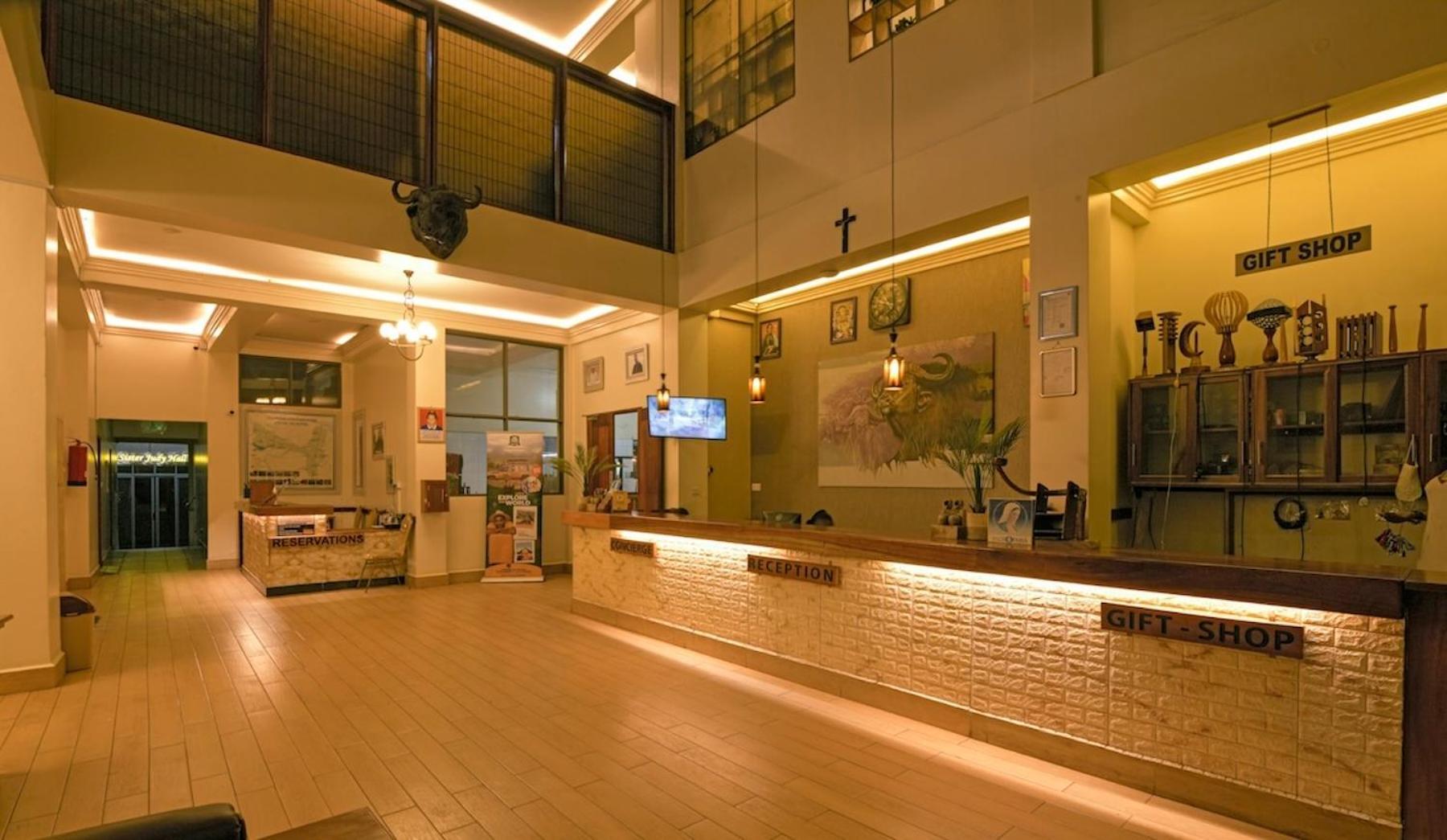 Hoima Buffalo Hotel & Business Hub Ltd Екстериор снимка